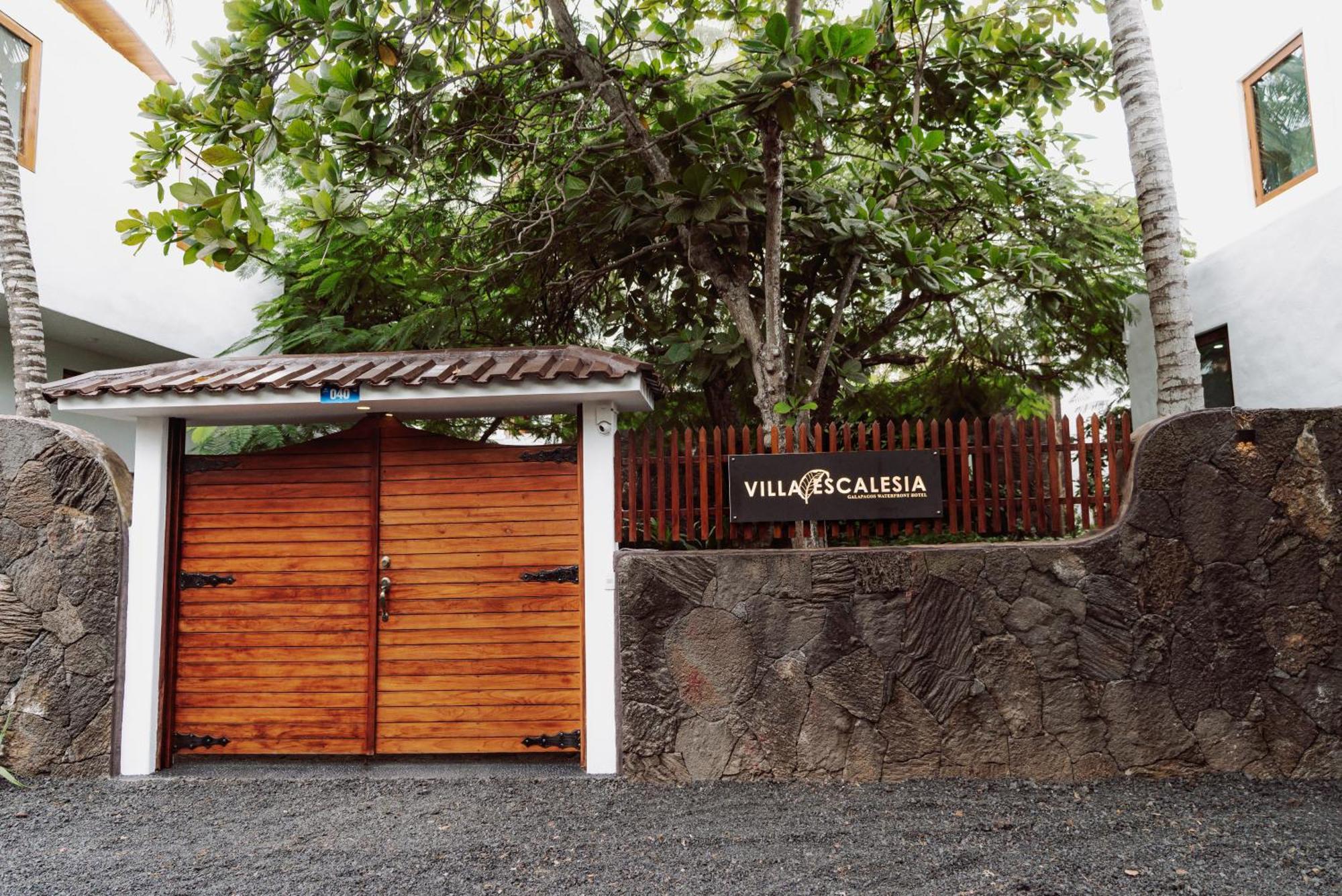 Hotel Villa Escalesia Galapagos ปูแอร์โตอาโยรา ภายนอก รูปภาพ